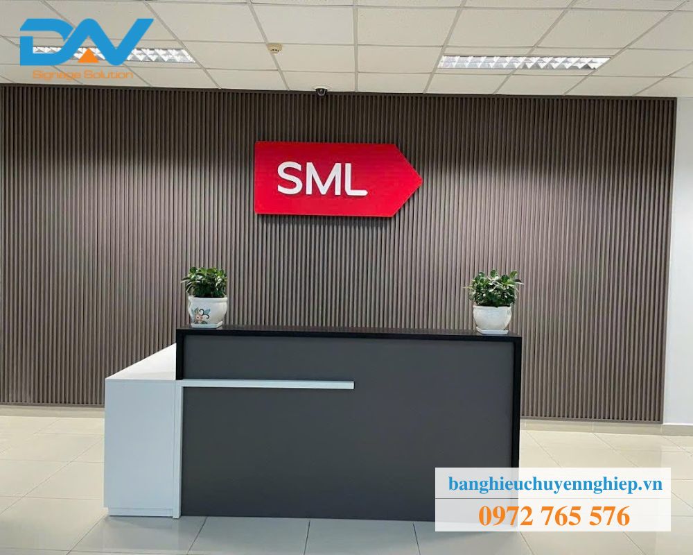 Bảng hiệu quảng cáo công ty SML
