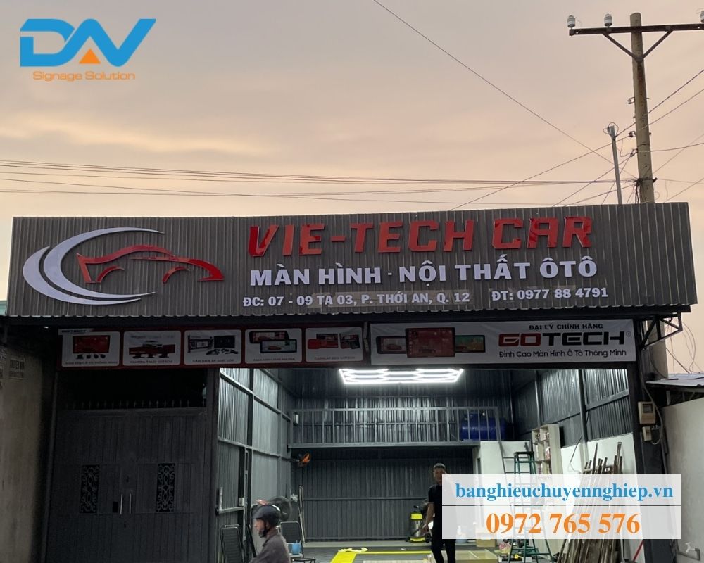 Mẫu bảng hiệu quảng cáo tôn sóng đẹp